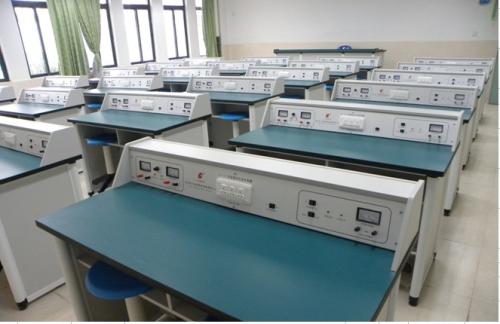省一类的中小学教学仪器配备标准和实验室装备规范是什么？